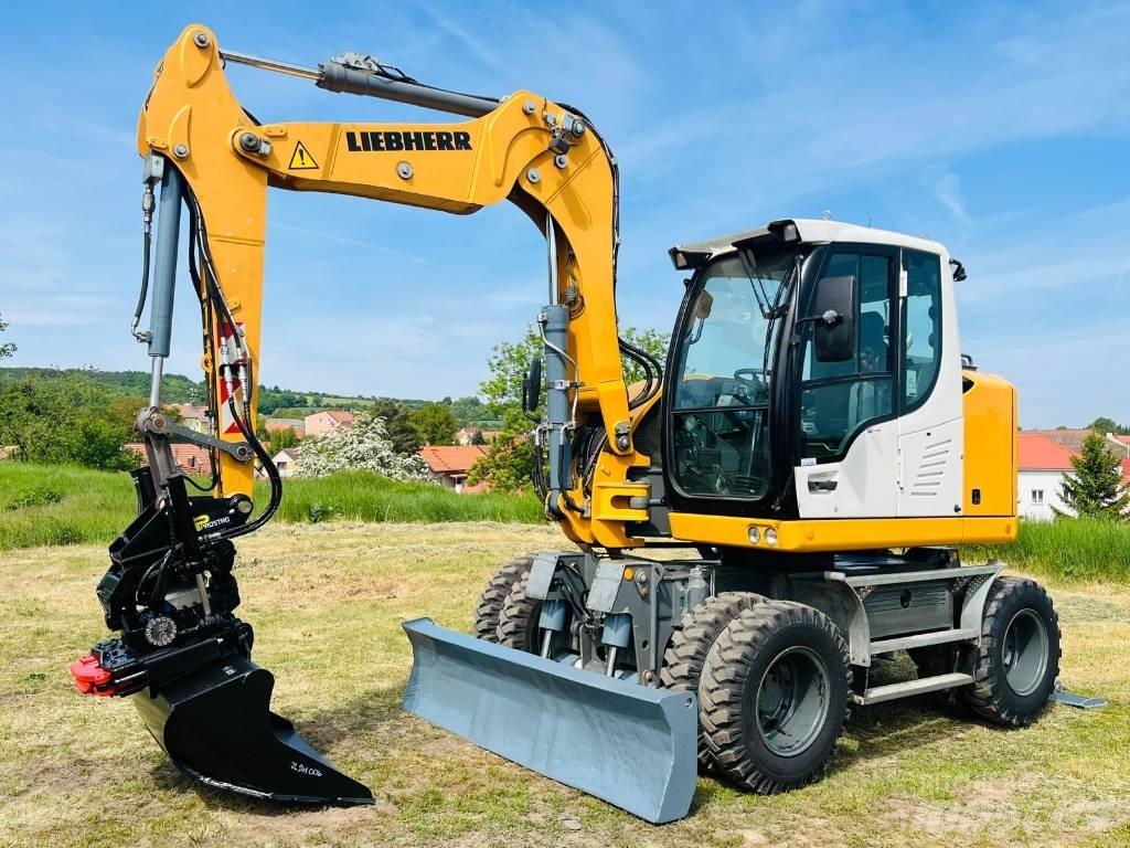 Liebherr A 910 Comp  휠 굴삭기
