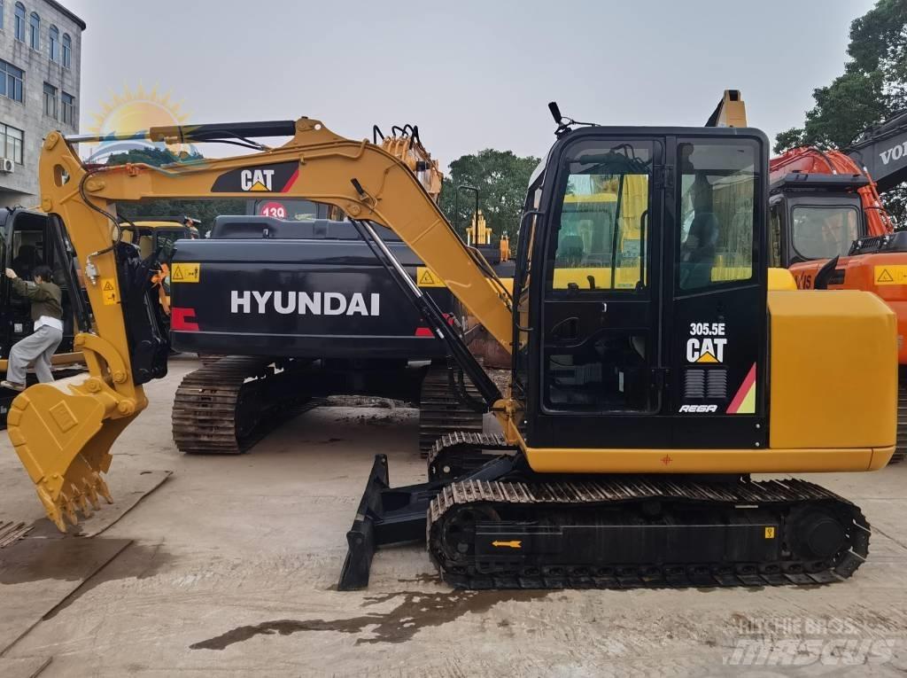 CAT 305.5 E 소형 굴삭기 7톤 미만