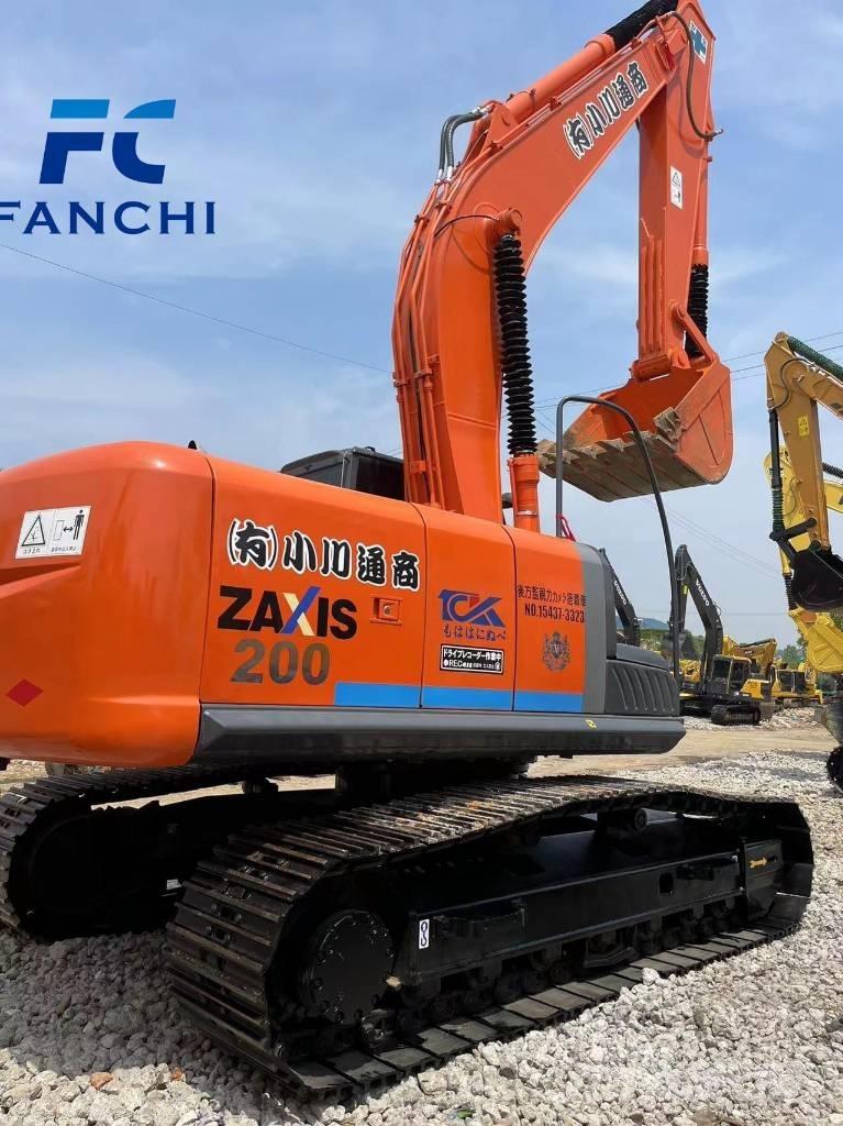 Hitachi ZX 200 대형 굴삭기 29톤 이상