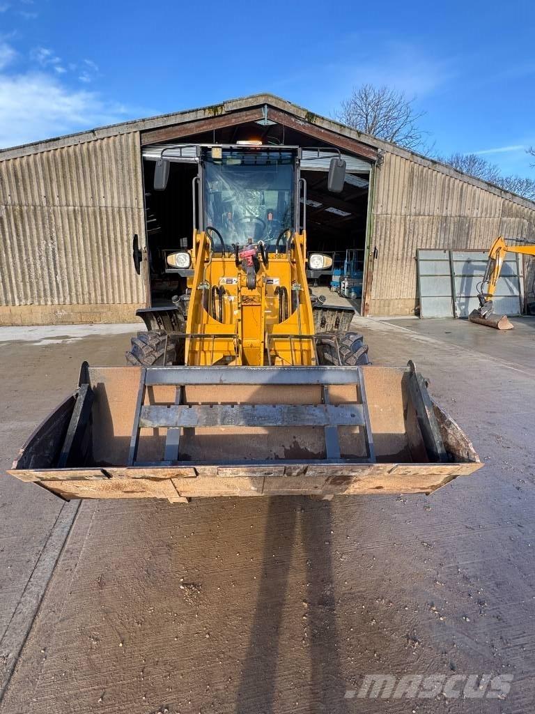 HZM 825  휠로우더