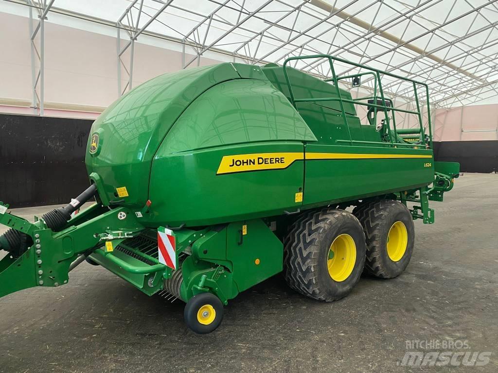 John Deere L624 각형 곤포기