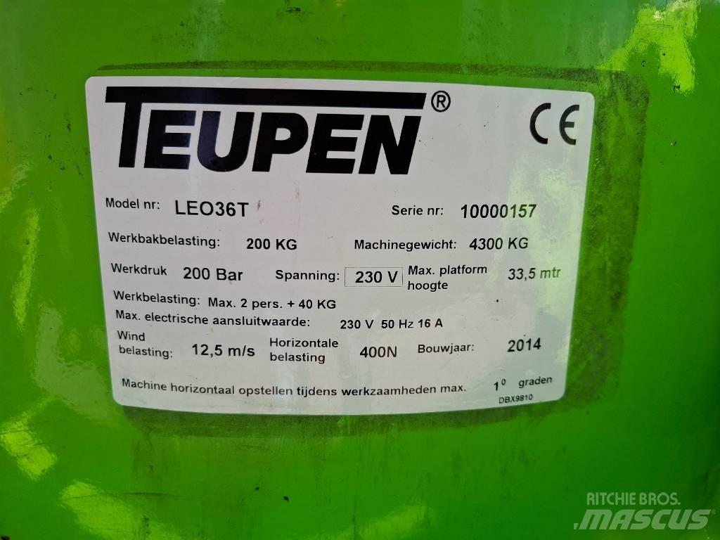 Teupen LEO36T 견인식 전동이동 리프트