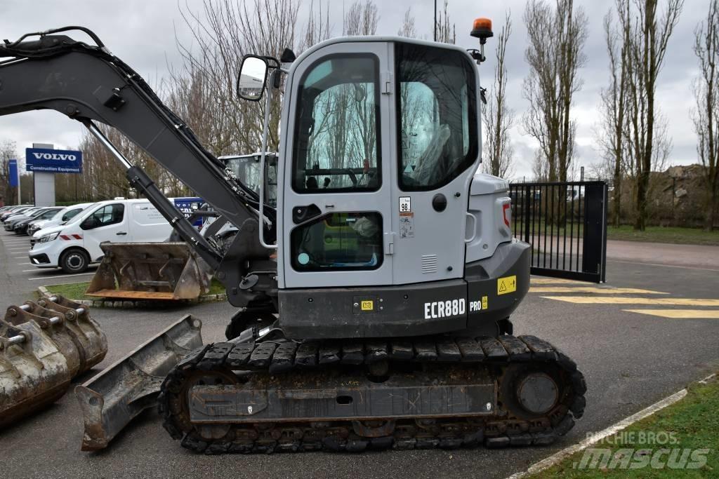 Volvo ECR 88 D 중형굴삭기 7톤-28톤