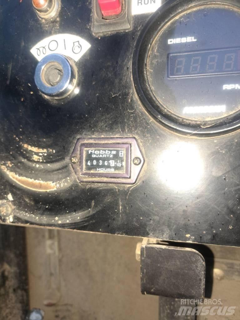 Morooka MST 1500 V D  궤도식 덤프