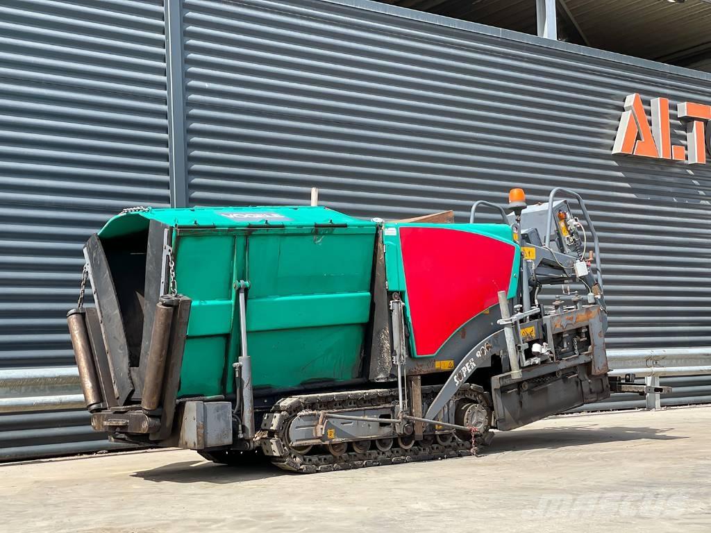 Vögele SUPER 800 아스팔트 포장장비