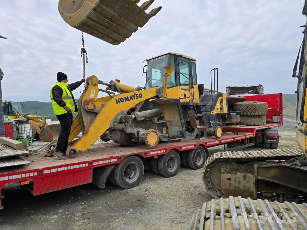 Komatsu WA 470-5H 엔진