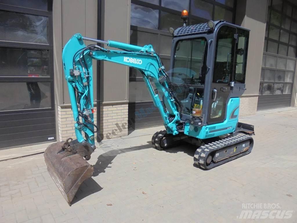 Kobelco SK 17 SR-3 소형 굴삭기 7톤 미만