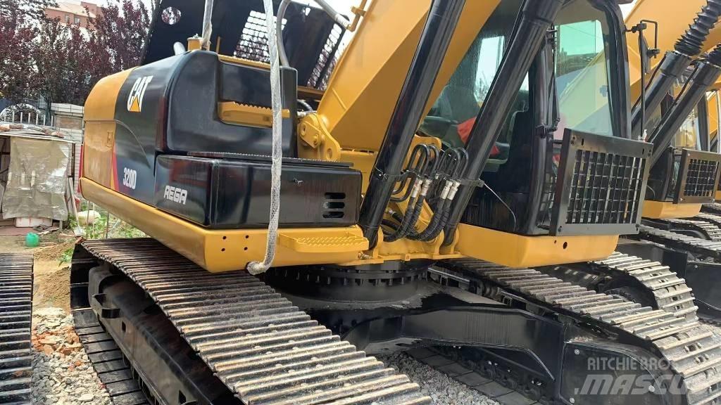 CAT 320 D 대형 굴삭기 29톤 이상