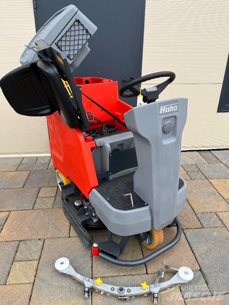 Hako B120 R 습식 청소차