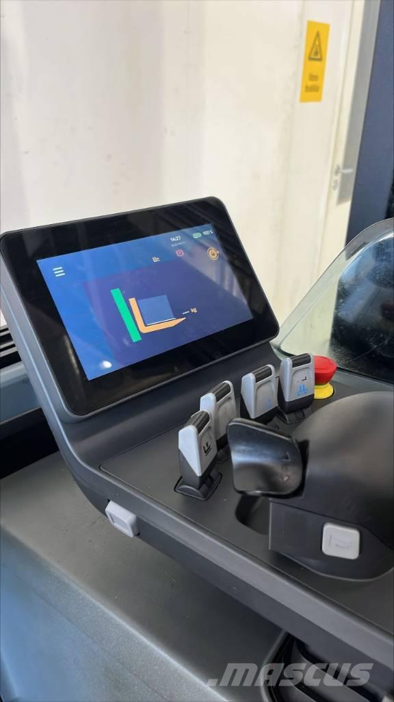 BT RR E 140 H 리치 트럭