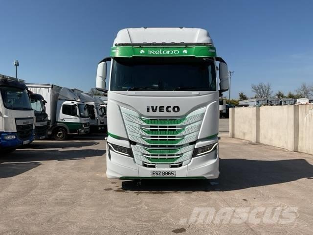 Iveco S-Way 570 트랙터 유닛