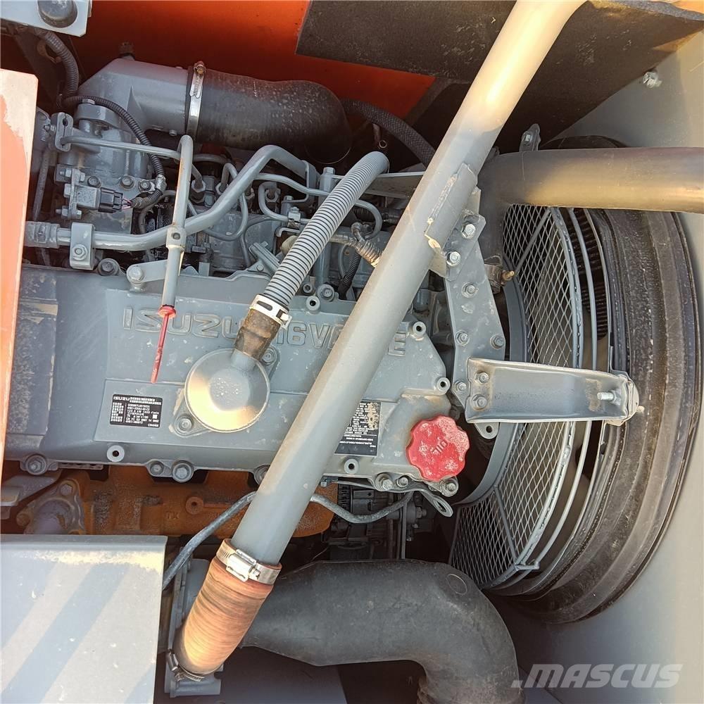 Hitachi ZX240 대형 굴삭기 29톤 이상