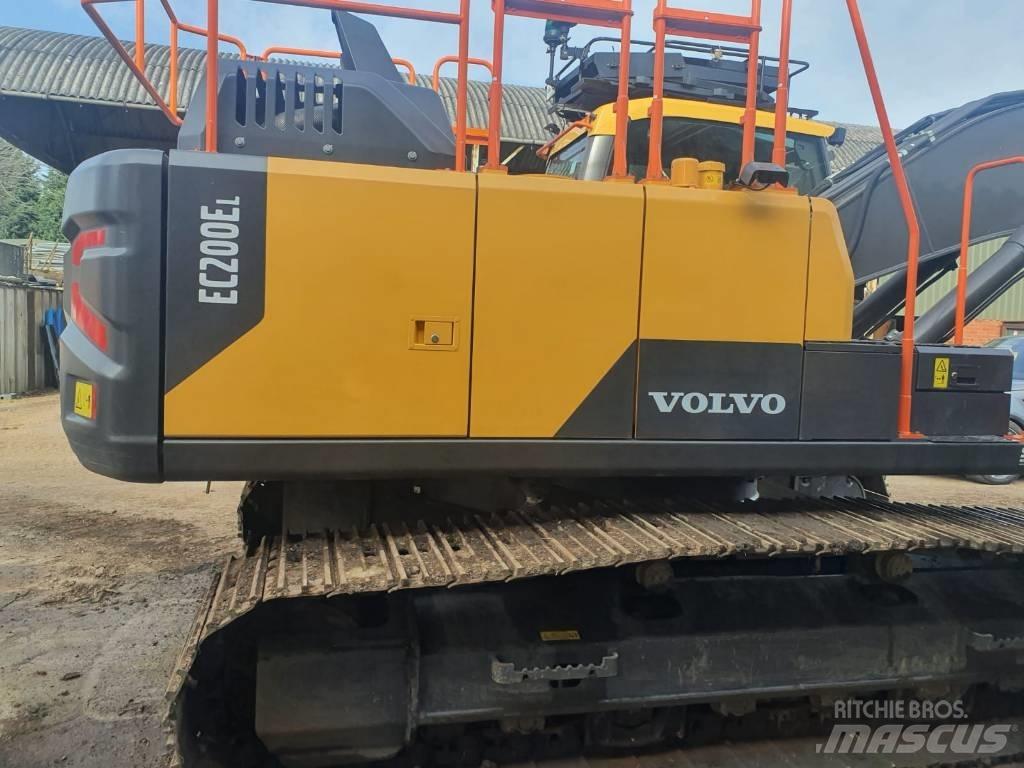 Volvo EC 200EL 대형 굴삭기 29톤 이상