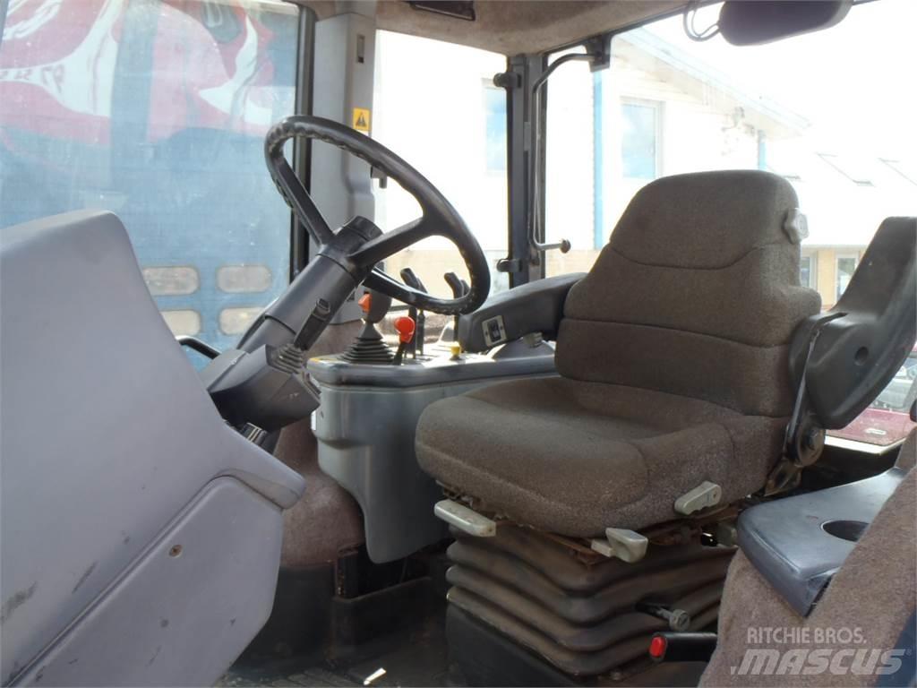 Ford 8770 트랙터