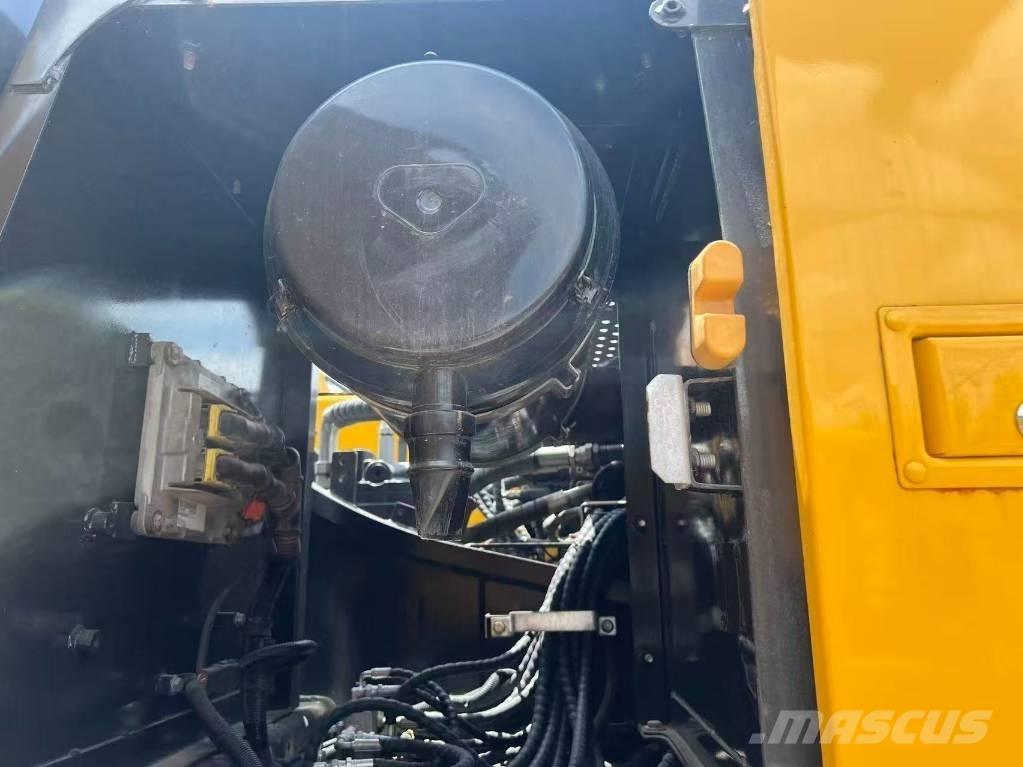 Volvo EC 290 대형 굴삭기 29톤 이상