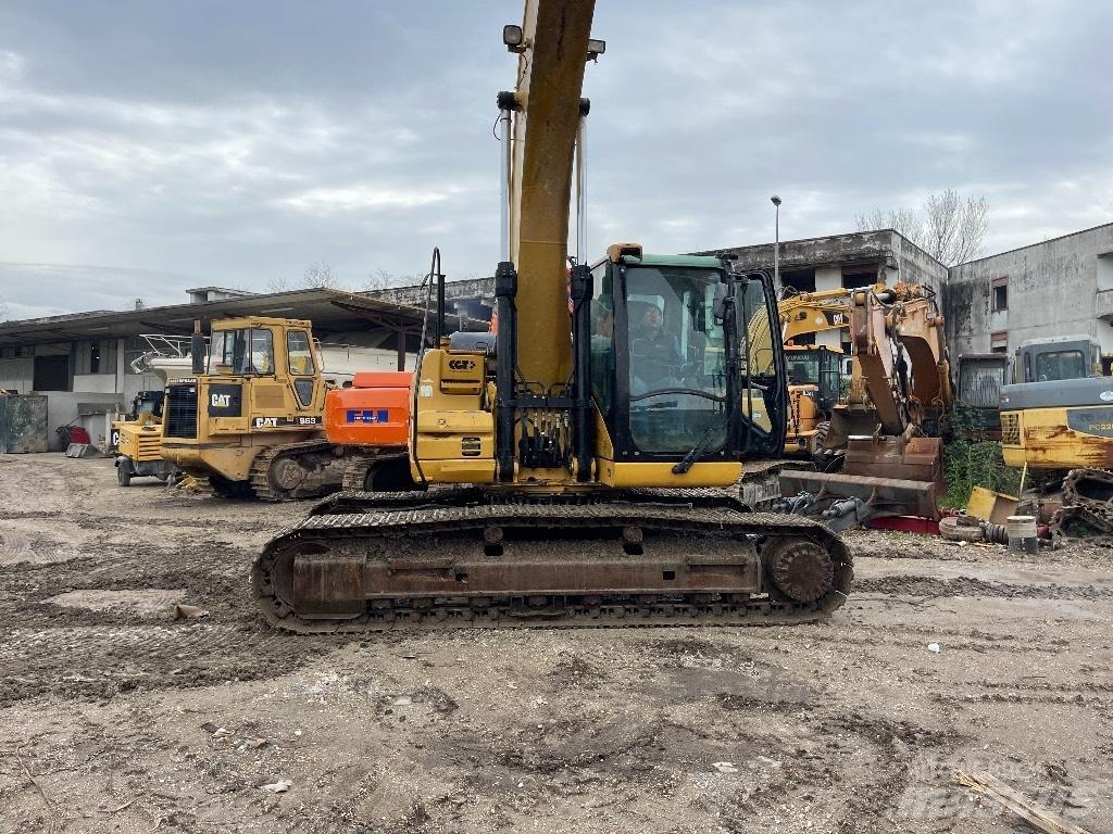 CAT 323 D 대형 굴삭기 29톤 이상