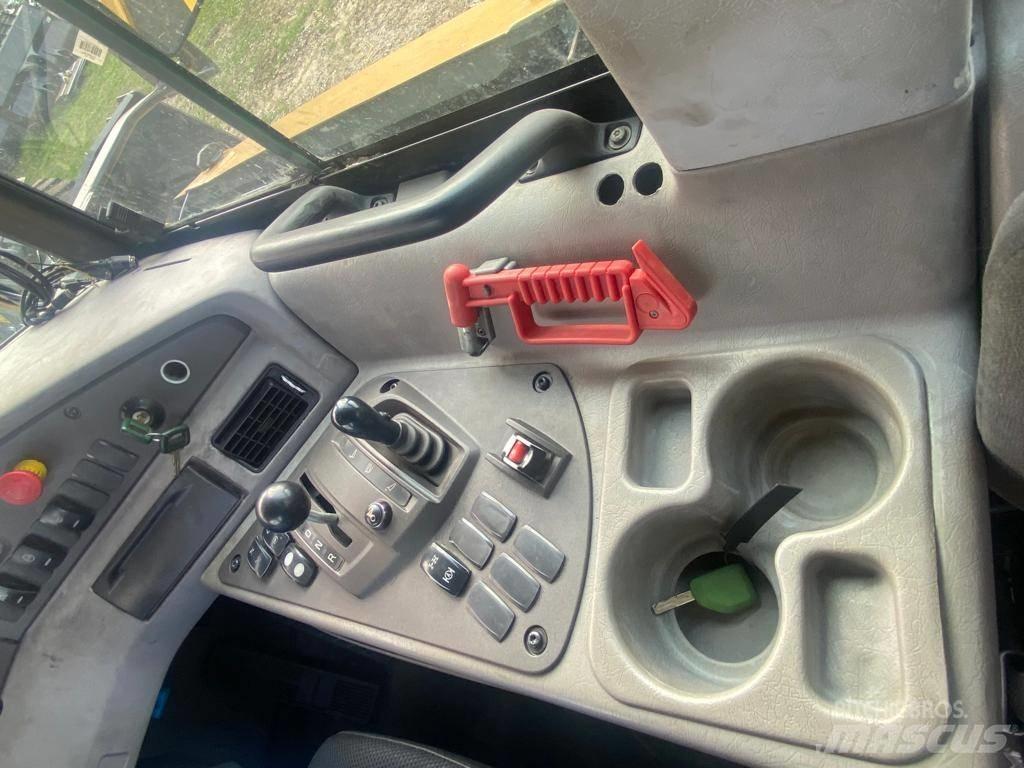 Volvo A 30 G 연결식 홀러