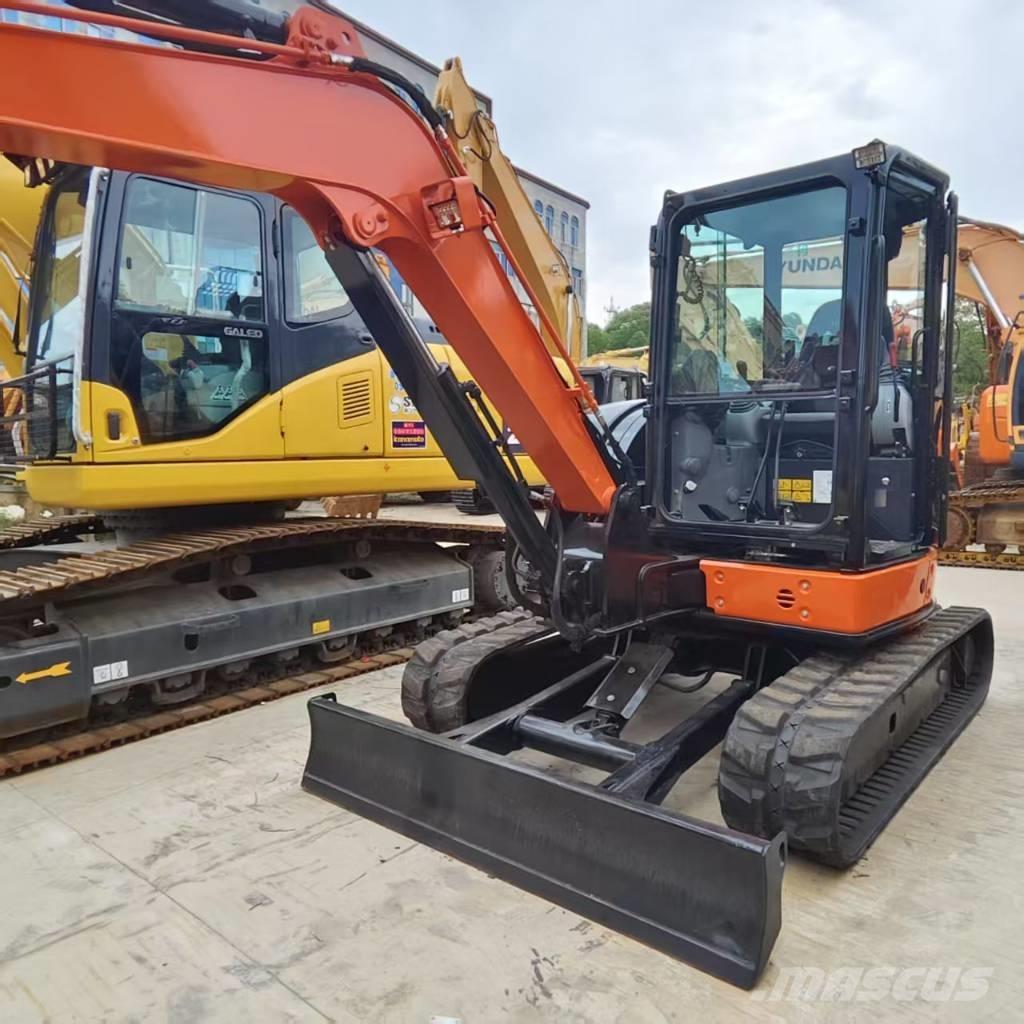 Hitachi ZX 55 UR 소형 굴삭기 7톤 미만