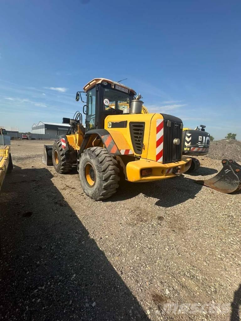JCB 436 HT  휠로우더