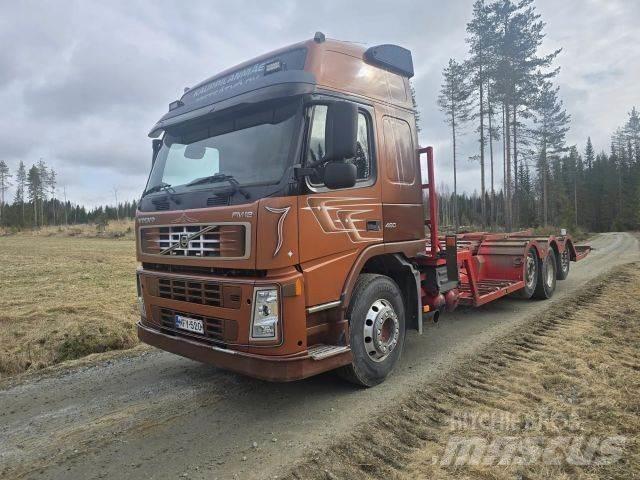 Volvo FM12 8x2 산림 기계 운반 트럭