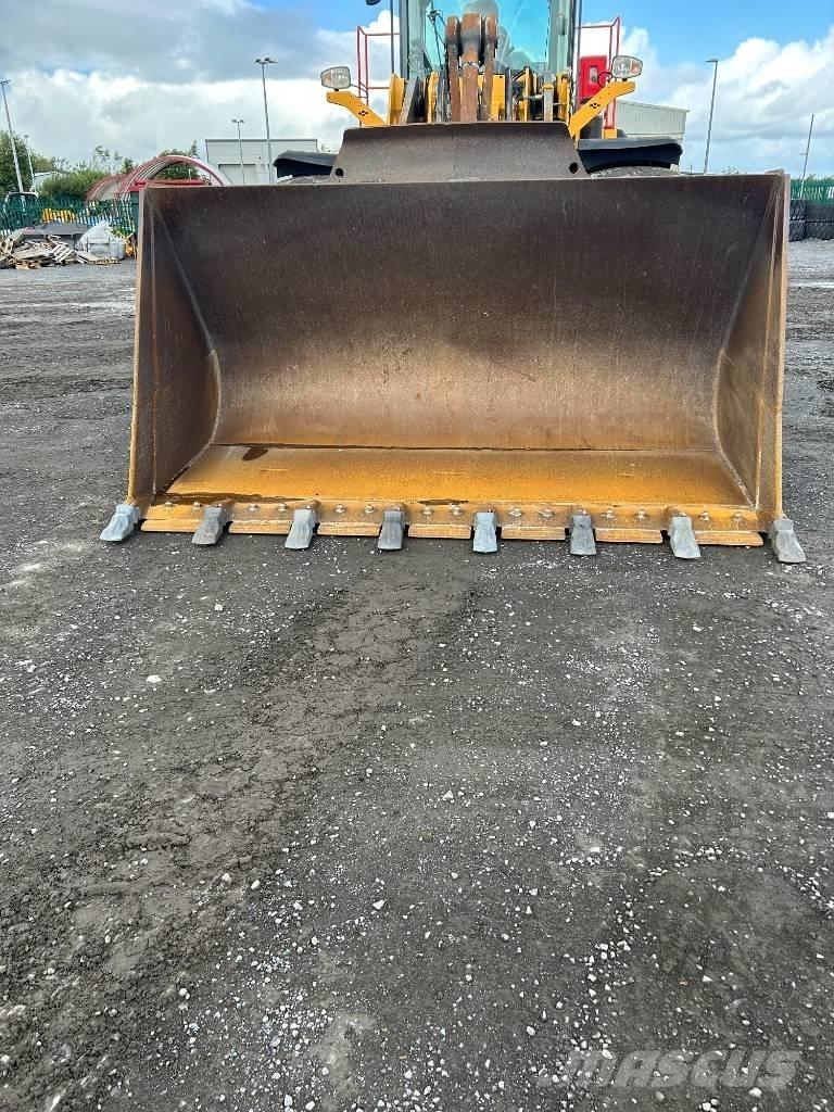 Volvo L 180 H  휠로우더