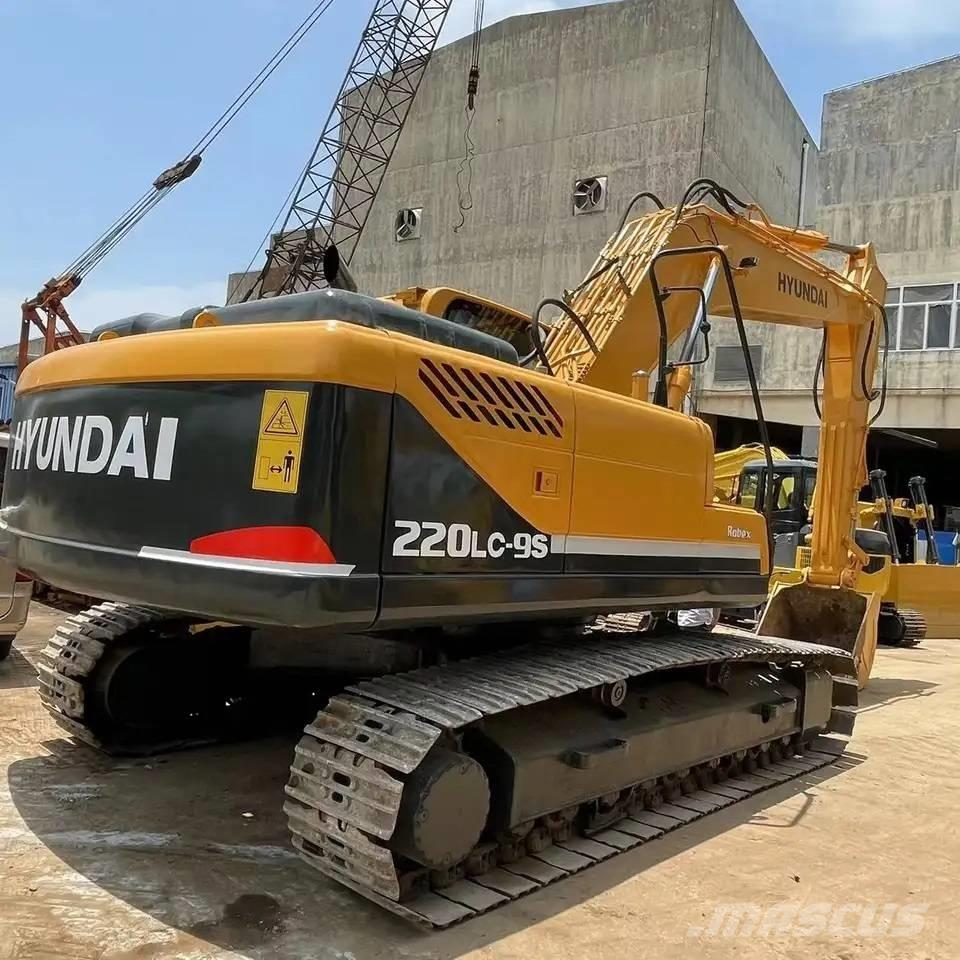 Hyundai R220LC-9S 대형 굴삭기 29톤 이상