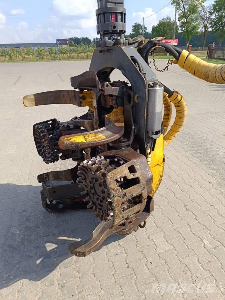 Ponsse Fox 원목 하베스터