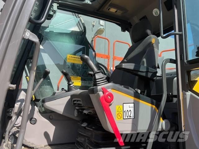 Volvo EC 200 E 대형 굴삭기 29톤 이상
