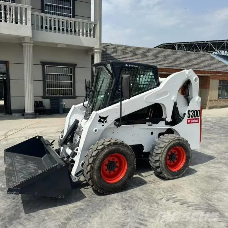 Bobcat S 300  스키드로더
