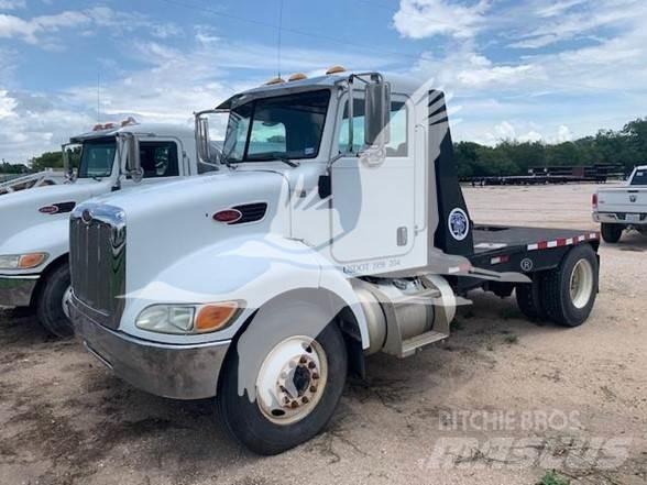 Peterbilt 335 플랫베드/드롭사이드 트럭
