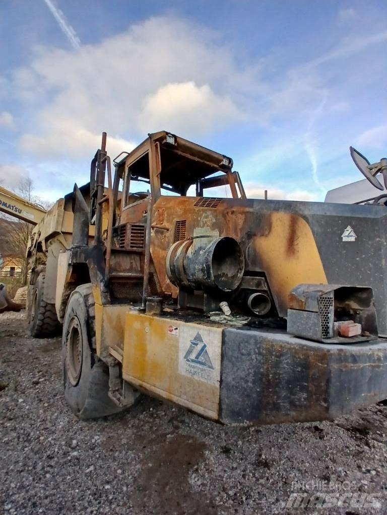 Komatsu HM 300-2 연결식 홀러