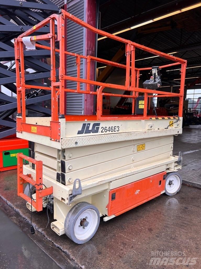 JLG 2646 E 3 가위형 리프트