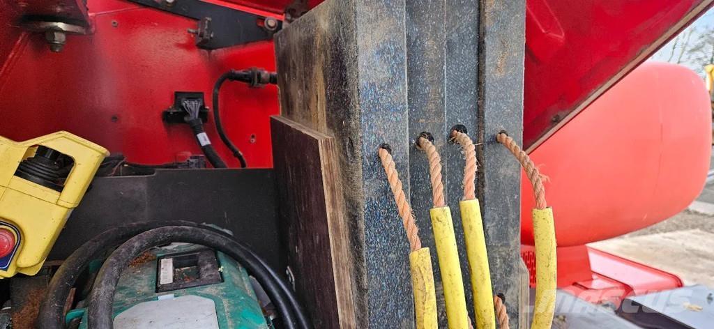 Manitou MRT 1432 텔러 핸들러