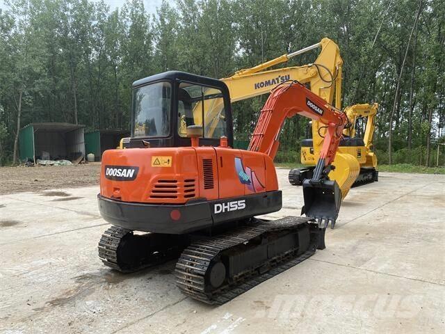 Doosan DH55 소형 굴삭기 7톤 미만