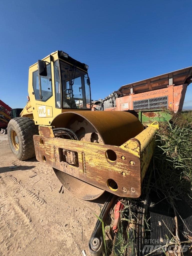 Bomag BW 211 D-3 싱글 드럼 롤러