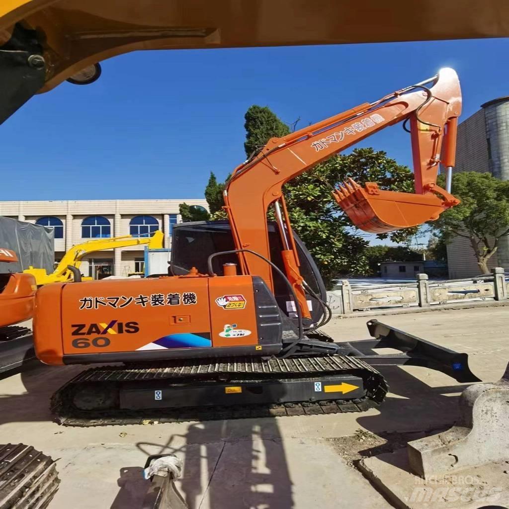 Hitachi ZX 60 소형 굴삭기 7톤 미만