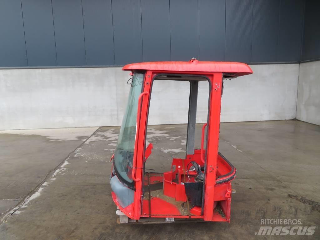 Volvo L 30 B / L 35 캐빈 및 인테리어