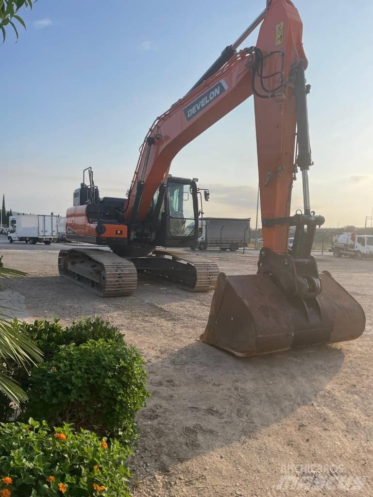 Doosan DX225LC-7 대형 굴삭기 29톤 이상