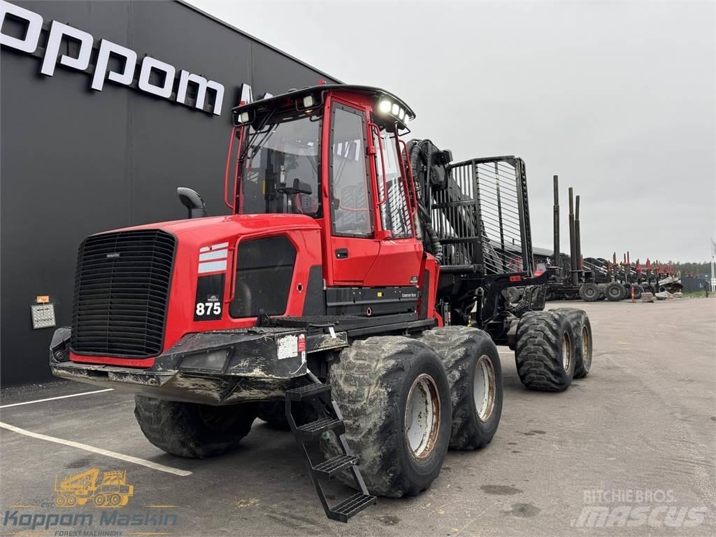 Komatsu 875 원목 포워더