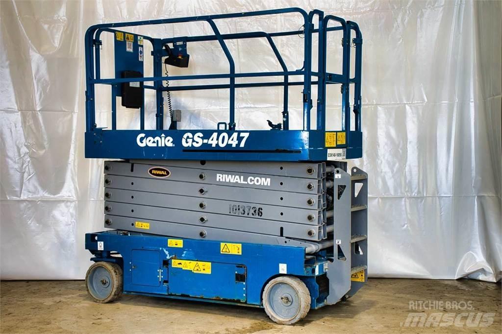 Genie GS4047 가위형 리프트