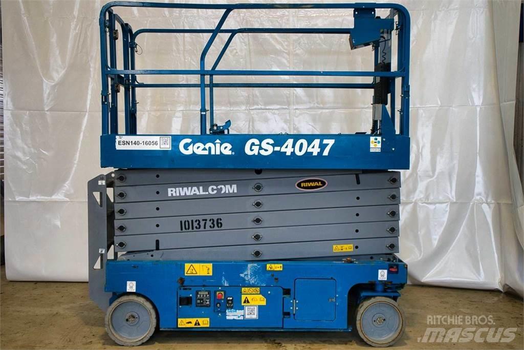 Genie GS4047 가위형 리프트