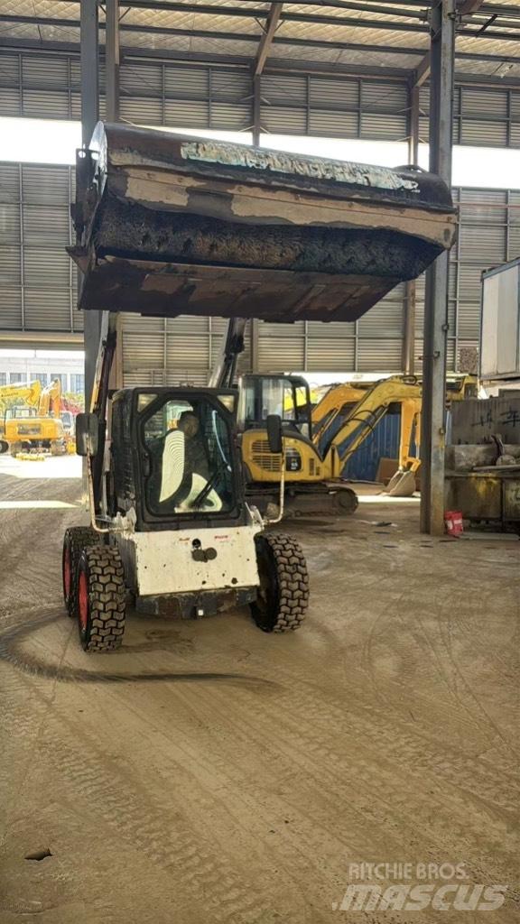 Bobcat S 160  스키드로더