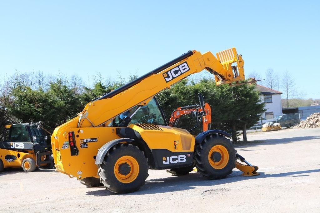 JCB 535-125 텔러 핸들러