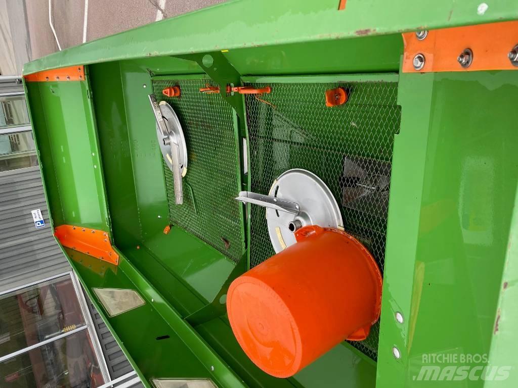Amazone ZA-M 1500 미네랄 살포기