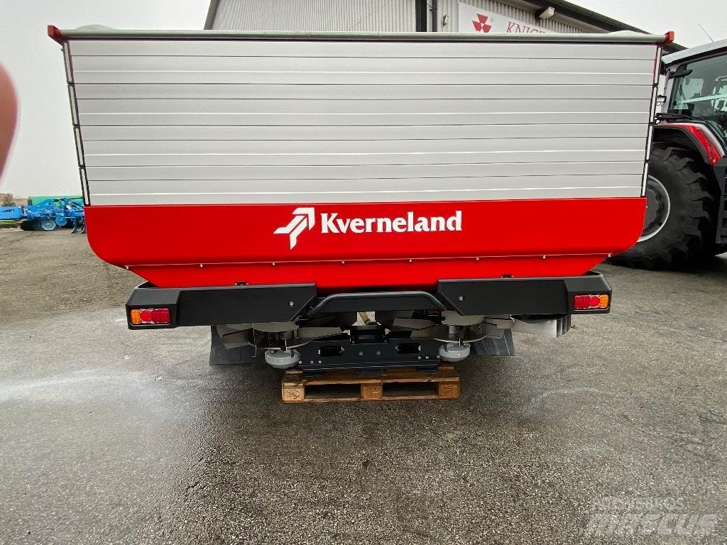 Kverneland TLX 미네랄 살포기