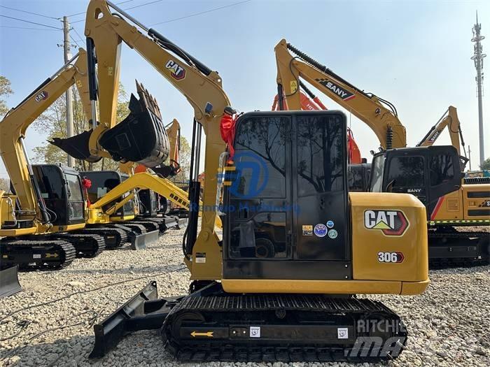 CAT 306E 소형 굴삭기 7톤 미만