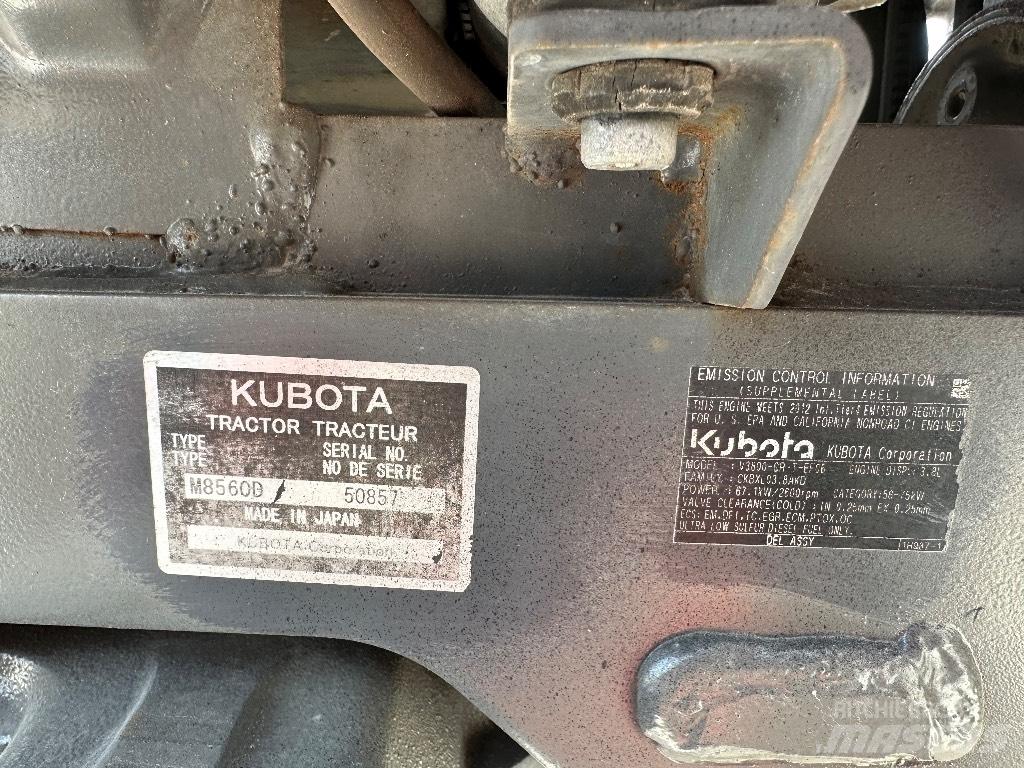 Kubota M8560 트랙터