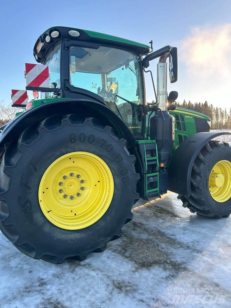 John Deere 6250 R 트랙터