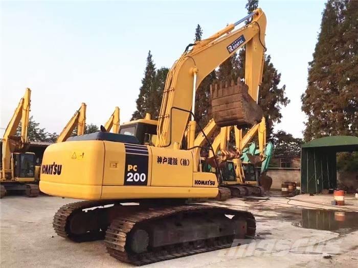 Komatsu PC 200-7 대형 굴삭기 29톤 이상