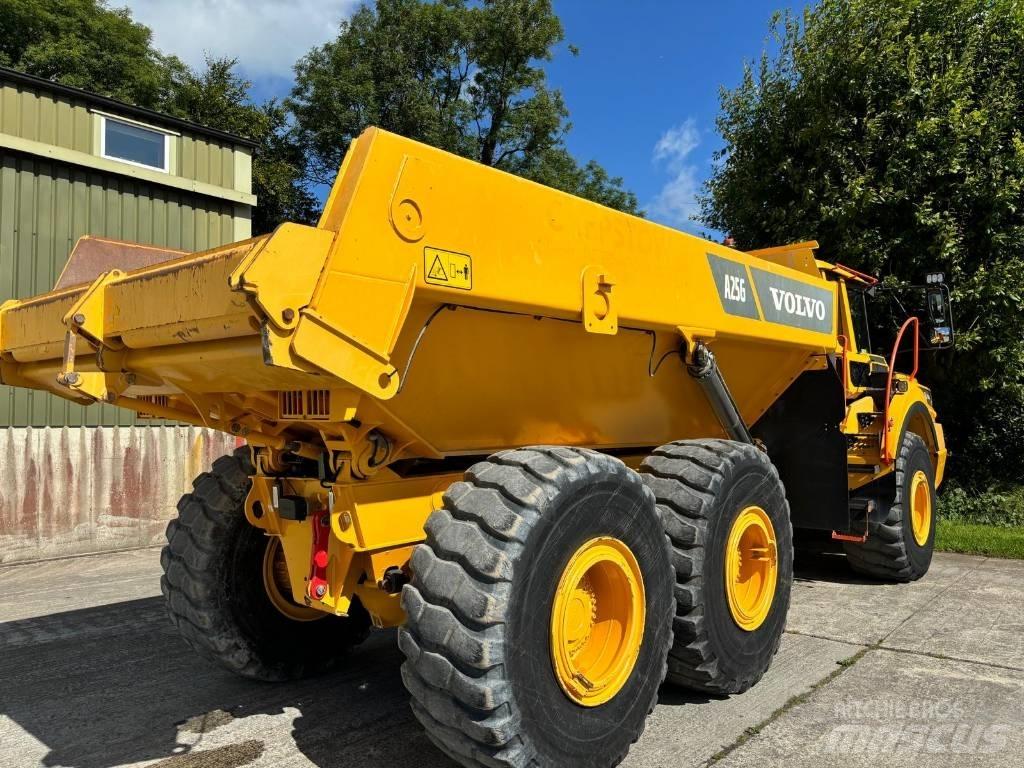 Volvo A 25 G 연결식 홀러